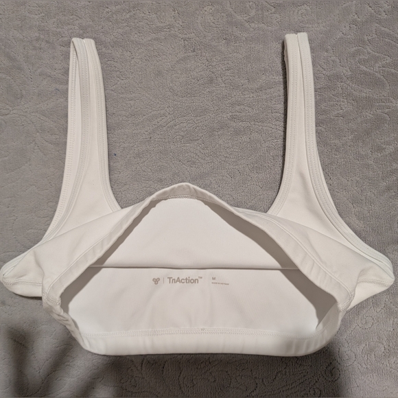 NWOT - Medium - Aritzia - TNA - Bra Top in White - Picture 2 of 4